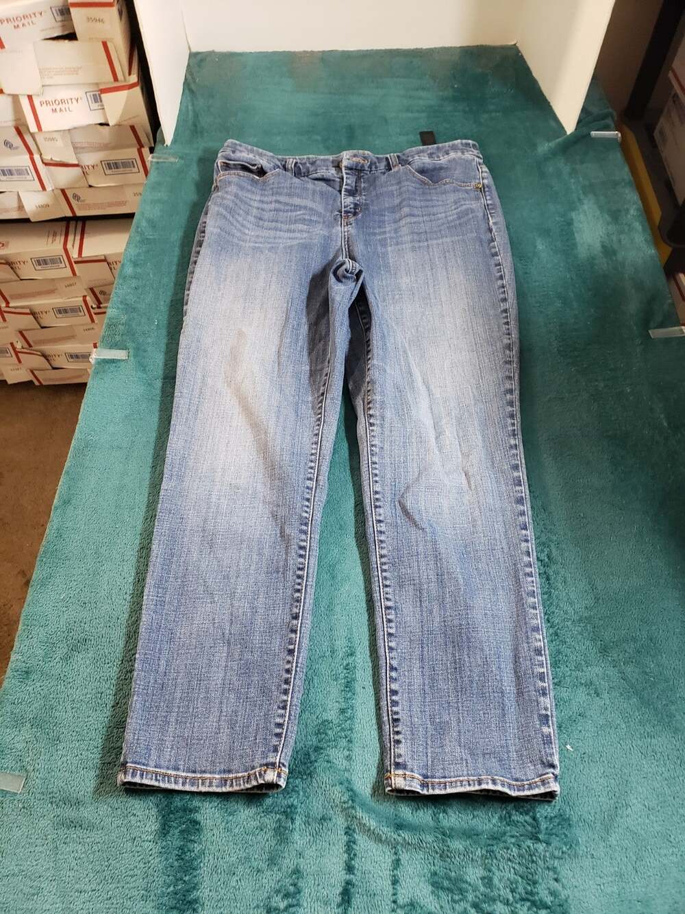 Chicos Jeans Size 1.5 US Size 10 Womens Blue Mid Rise Slim Girlfriend Ankle